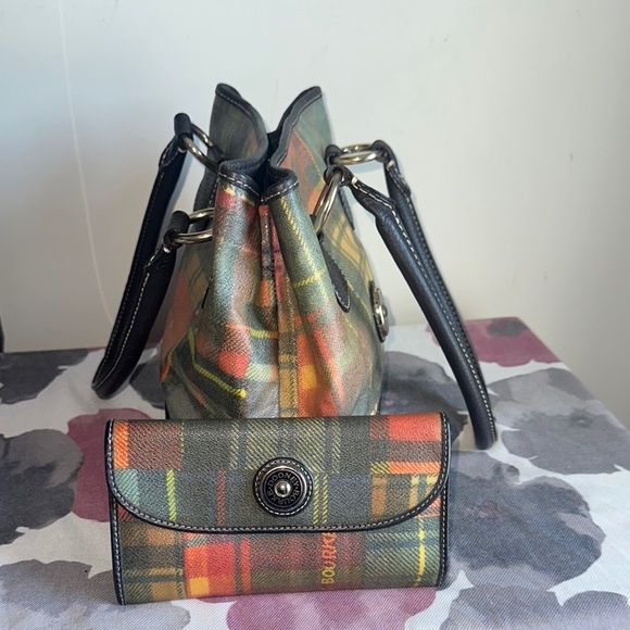 Dooney & Bourke Plaid Handbag and Wallet Set - Picture 6 of 6